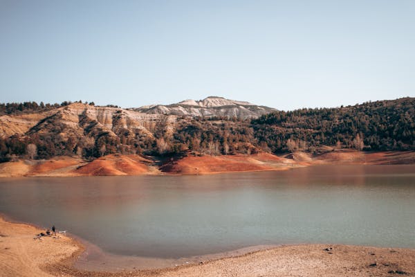 From Landscapes to Looks: My Visual Fashion Diary