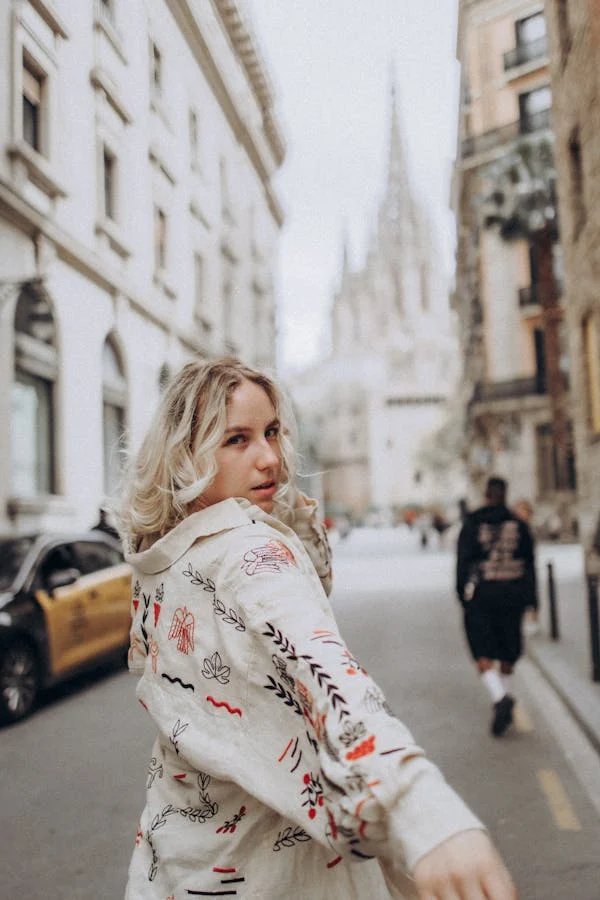 Packing Light, Dressing Right: Your Stylish Checklist